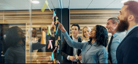 Leader showing leadership qualities to the team